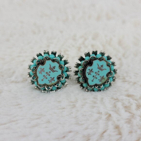 Vintage Turquoise Regal Screw Back Earrings - Picture 1 of 5
